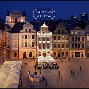  Apartamento Ratuszova Stary Rynek Old Market Square Premium & Restaurant Ad 1954 Polonia